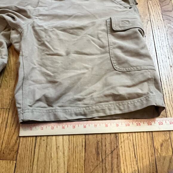 Duluth Trading Shorts Mens 42 CoolDry Fire Hose Summer Cargo Meas 42 x 10 - Picture 9 of 11